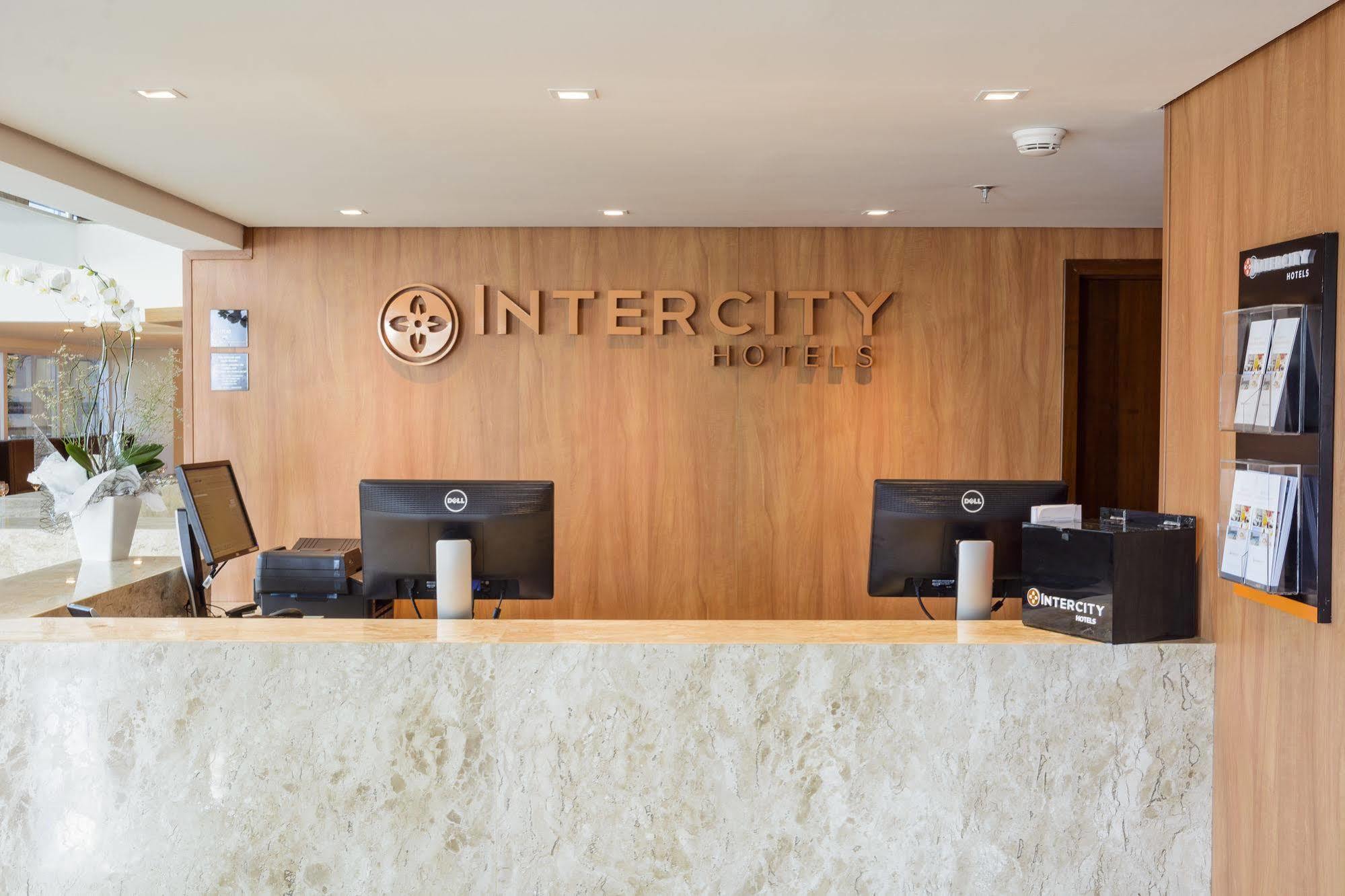 Intercity Salvador Aeroporto Lauro de Freitas Exteriör bild
